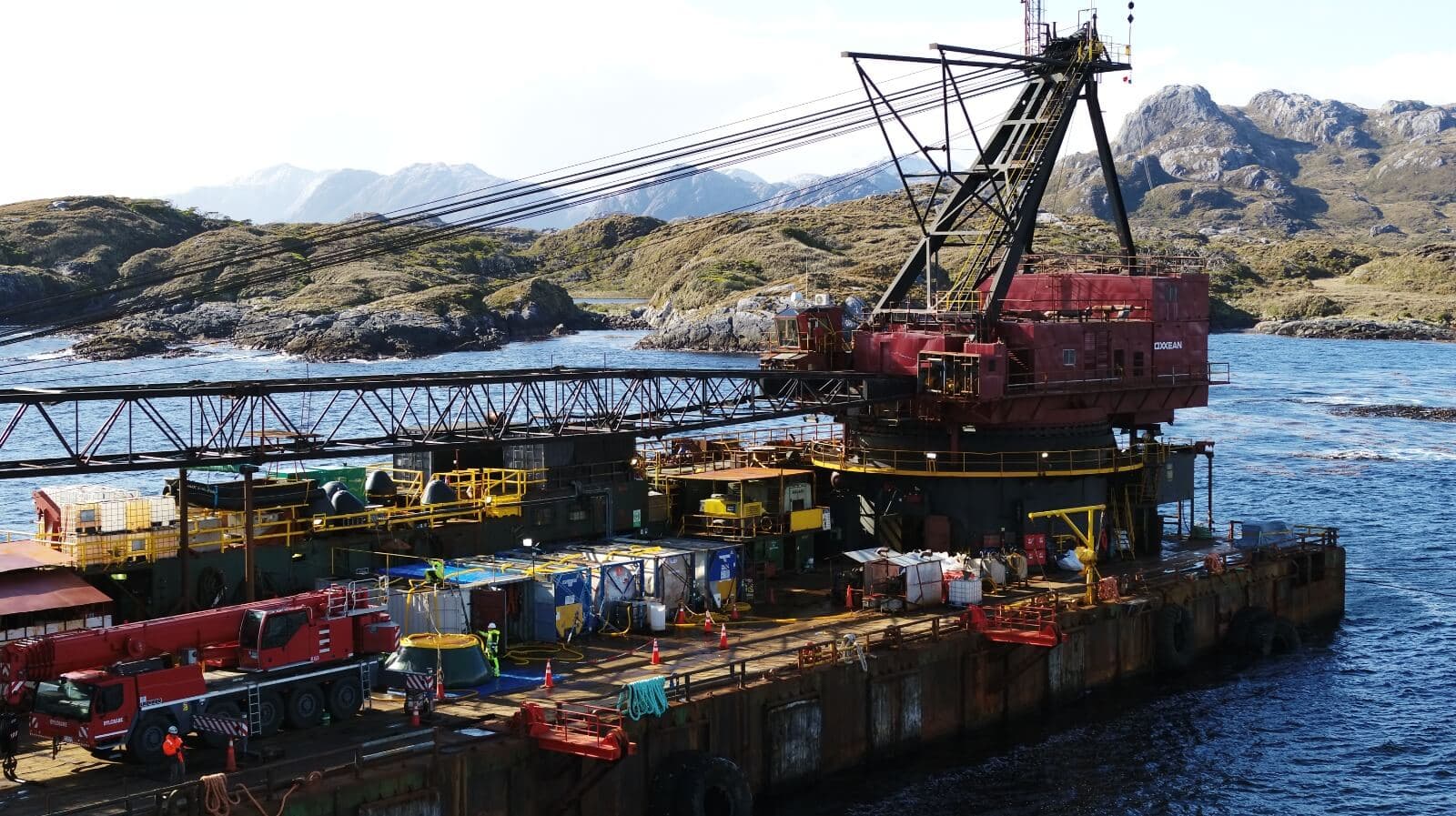 Filtración de hidrocarburos para rescates marinos